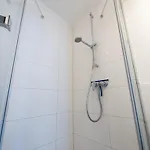 Apartament Monteurwohnung-fuer-5-personen-mit-balkon-kueche-ahrensburg-naehe-hamburg-agrp1203 *